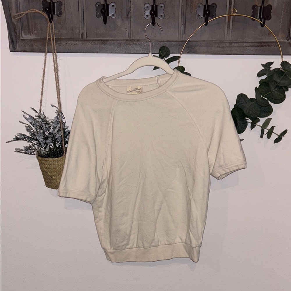 Universal Thread Cream Relaxed Short Sleeve Tee